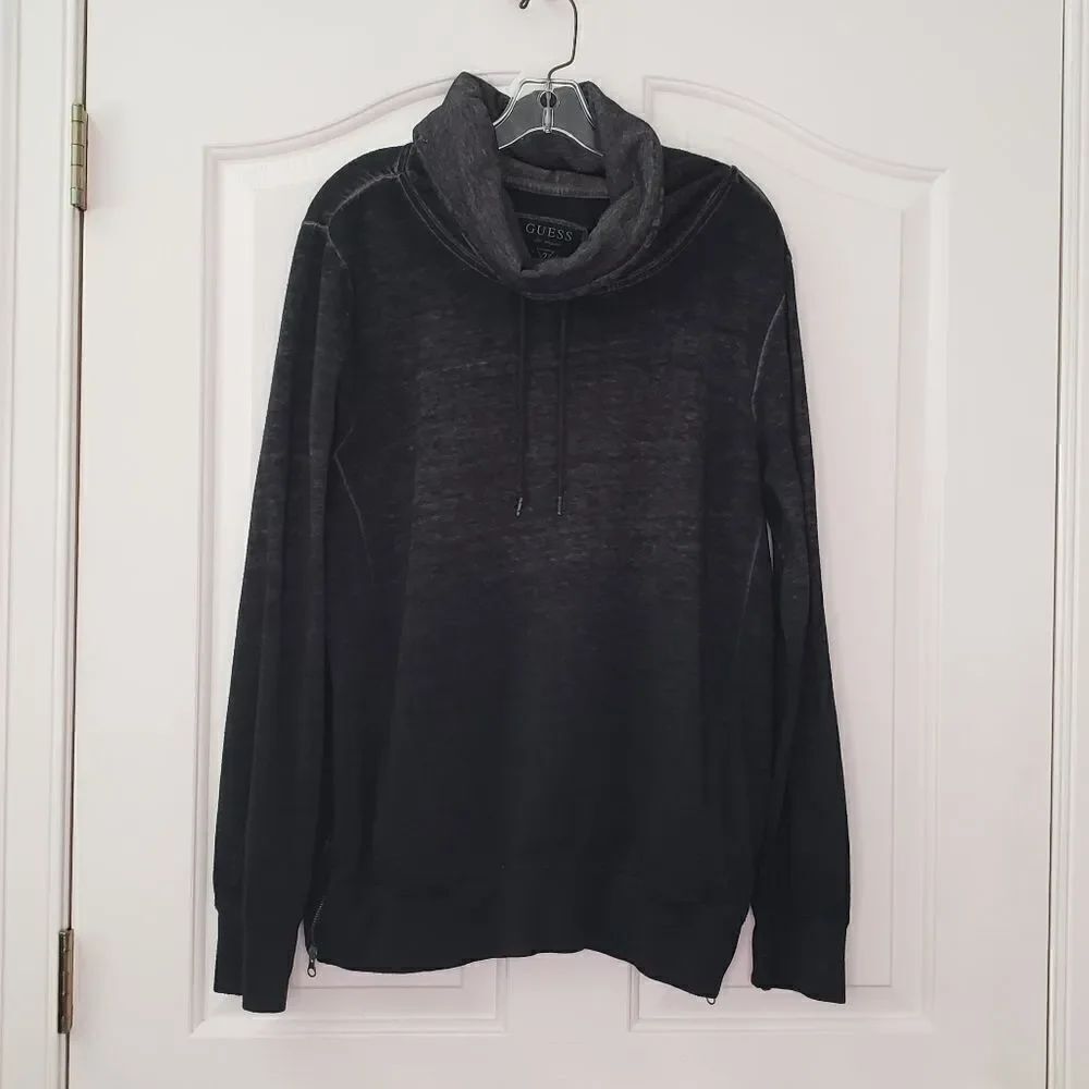 Guess Pullover - Picture 2 of 7